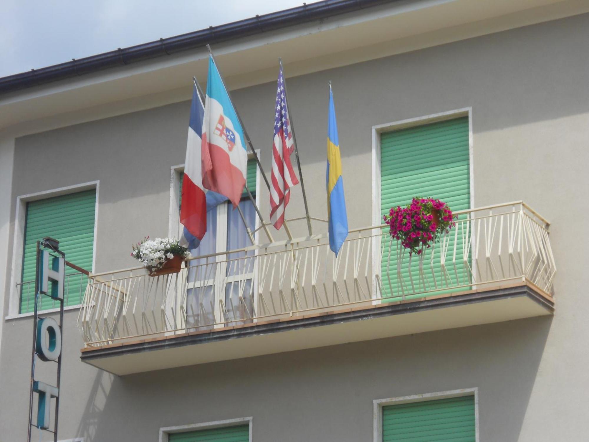Albergo Belvedere Borghetto di Vara Eksteriør billede